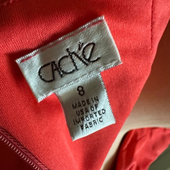 Cache size 8 red satin party dress - Picture 8 of 9